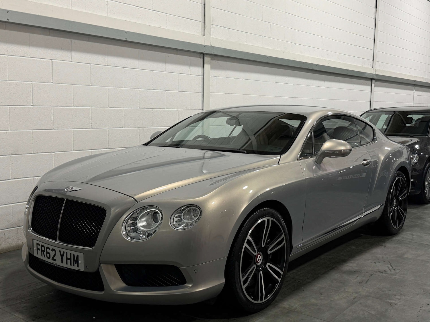 Used Bentley Continental 2012 for sale - 76931770: Photo 3