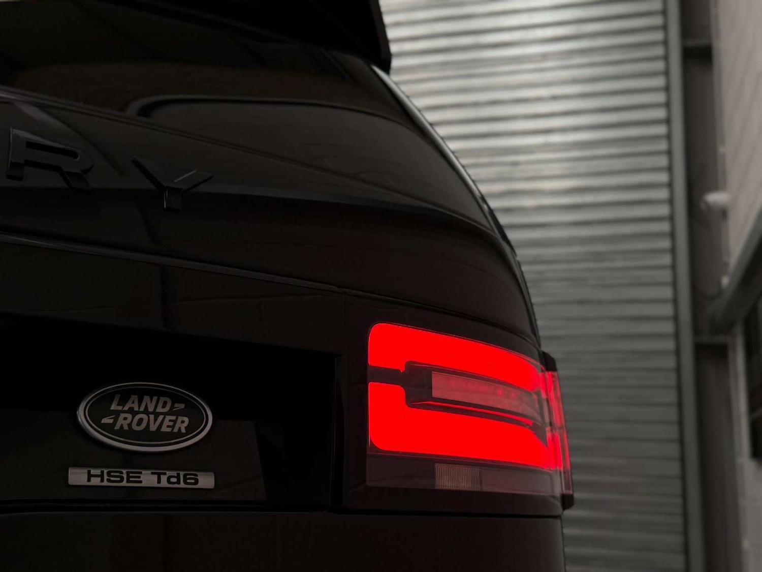 Used Land Rover Discovery 2017 for sale - 76579681: Photo 10