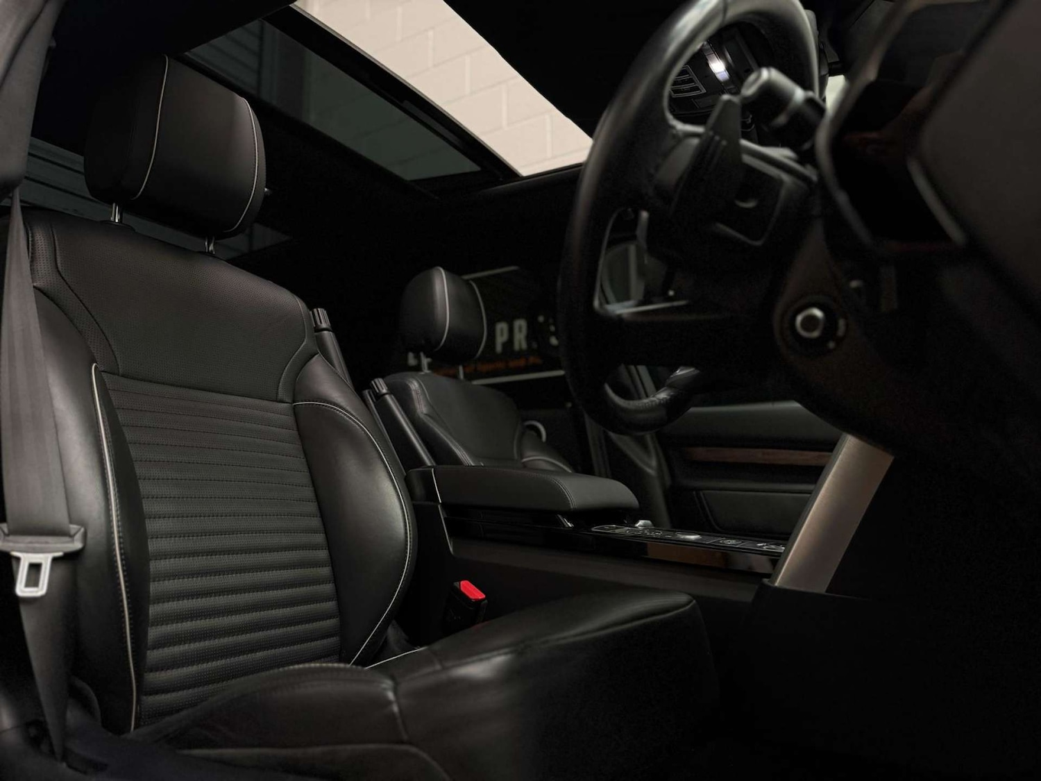 Used Land Rover Discovery 2017 for sale - 76579681: Photo 13