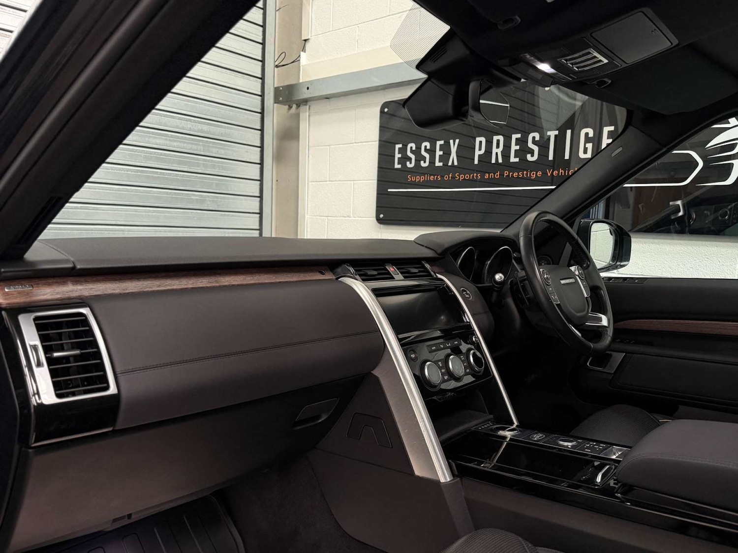 Used Land Rover Discovery 2017 for sale - 76579681: Photo 15