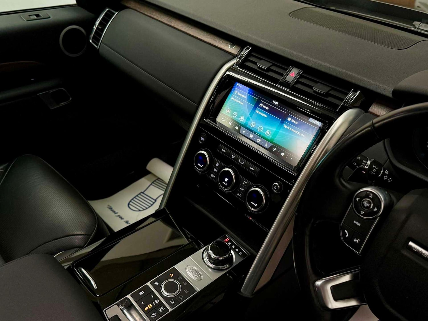 Used Land Rover Discovery 2017 for sale - 76579681: Photo 19