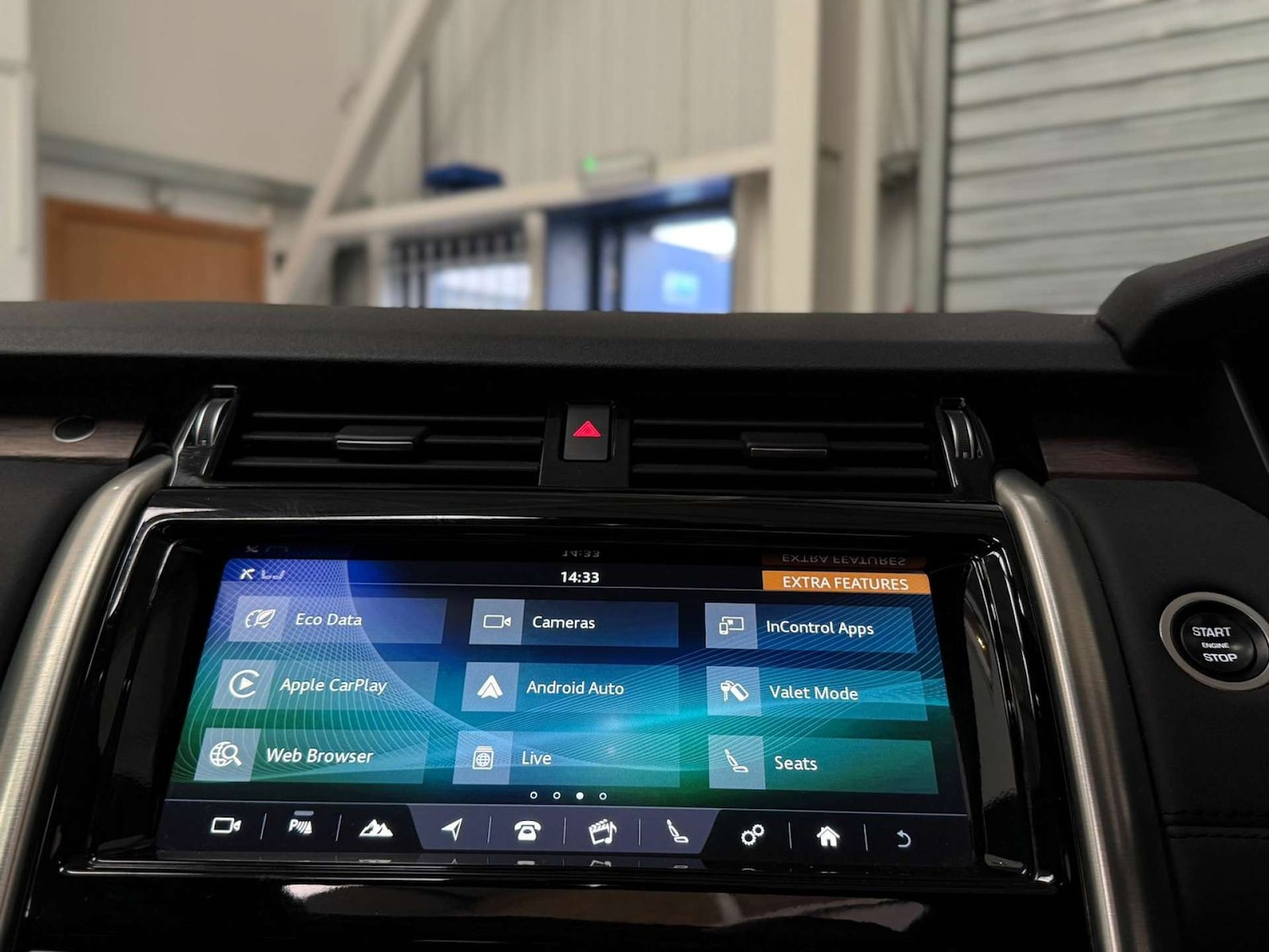 Used Land Rover Discovery 2017 for sale - 76579681: Photo 25