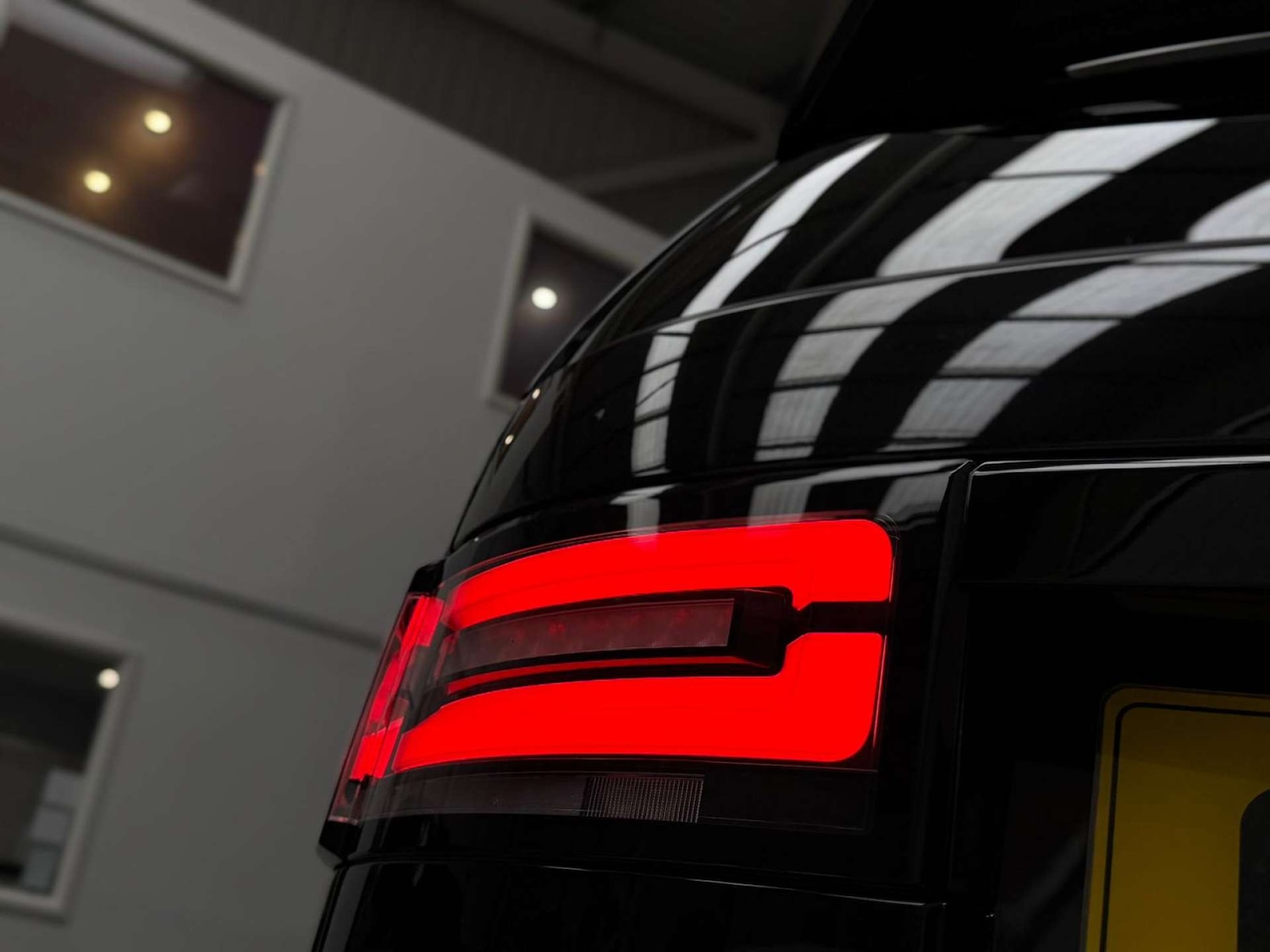 Used Land Rover Discovery 2017 for sale - 76579681: Photo 8