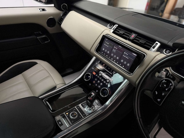 Used Land Rover Range Rover Sport 2018 for sale - 76277840: Photo 21