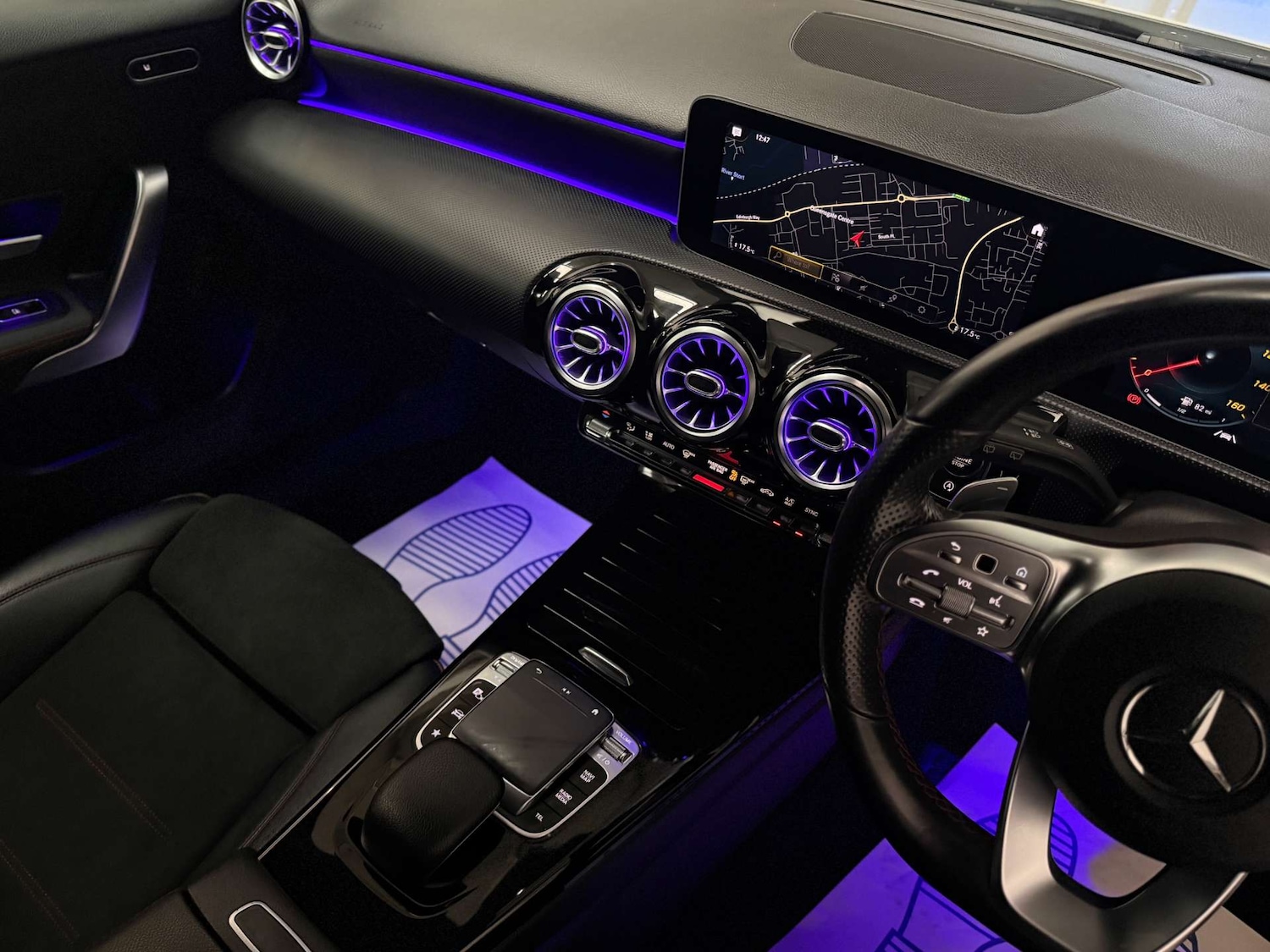 Used Mercedes-Benz A-Class 2018 for sale - 76395527: Photo 27