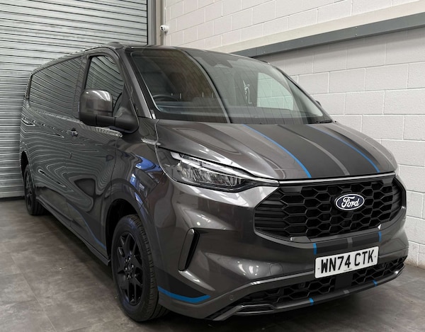 Used Ford Transit Custom 2024 for sale - 75262213: Photo 1