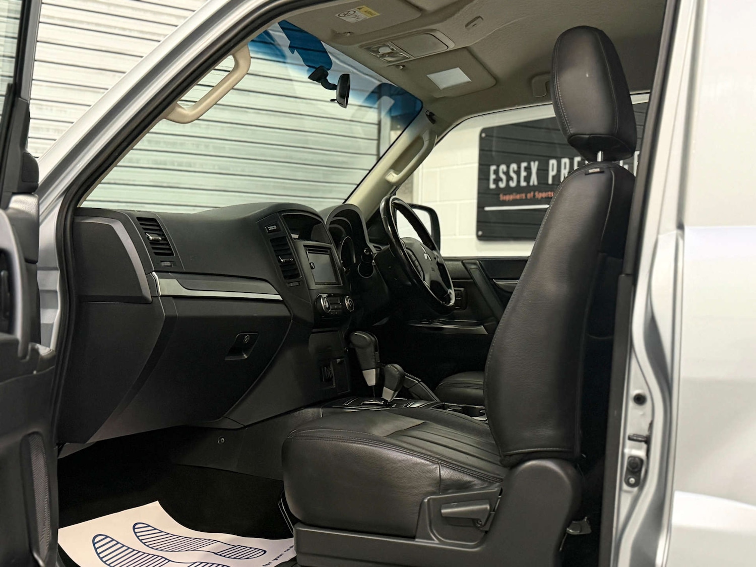 Used Mitsubishi Shogun 2014 for sale - 77125181: Photo 19