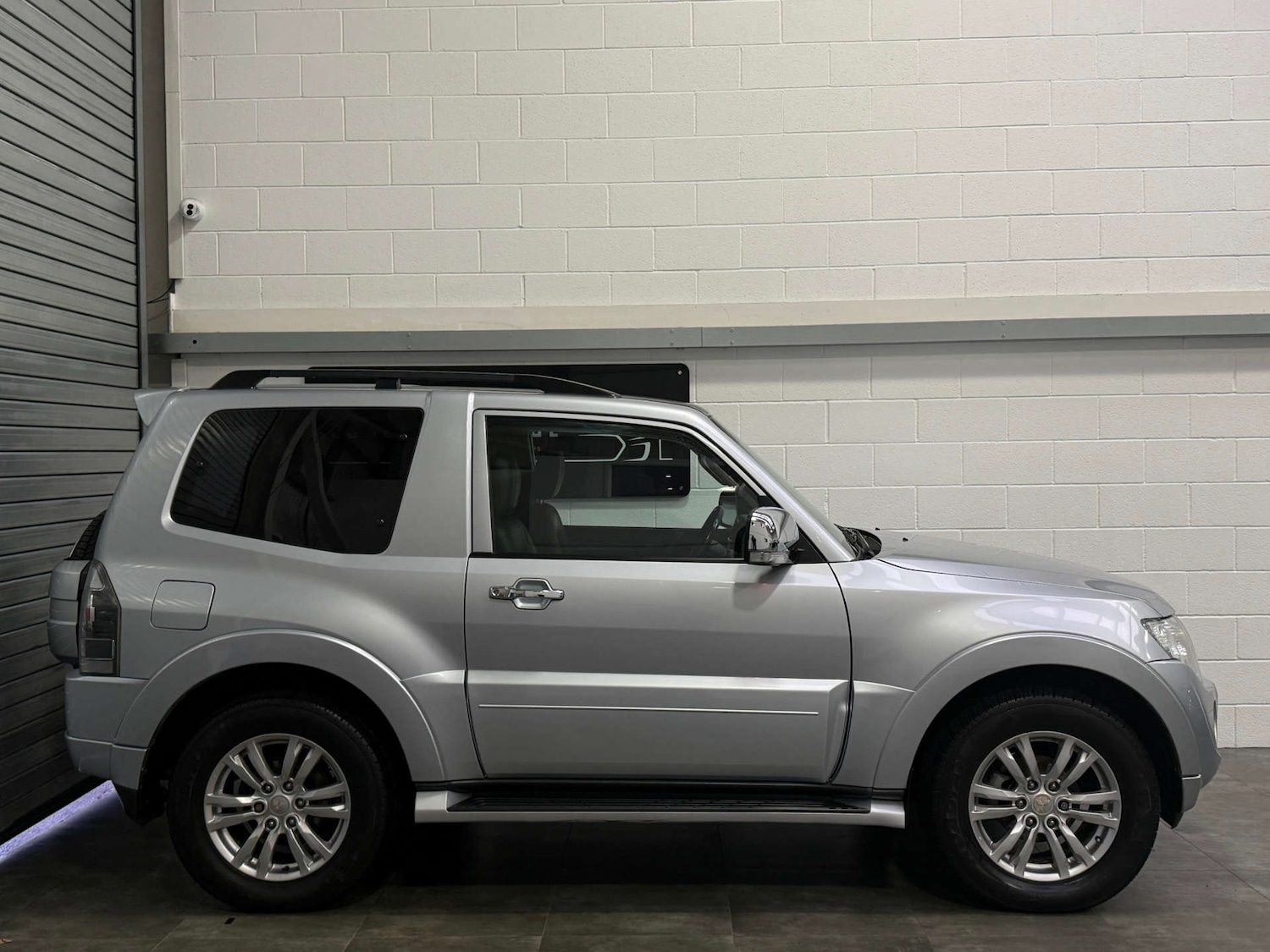 Used Mitsubishi Shogun 2014 for sale - 77125181: Photo 5
