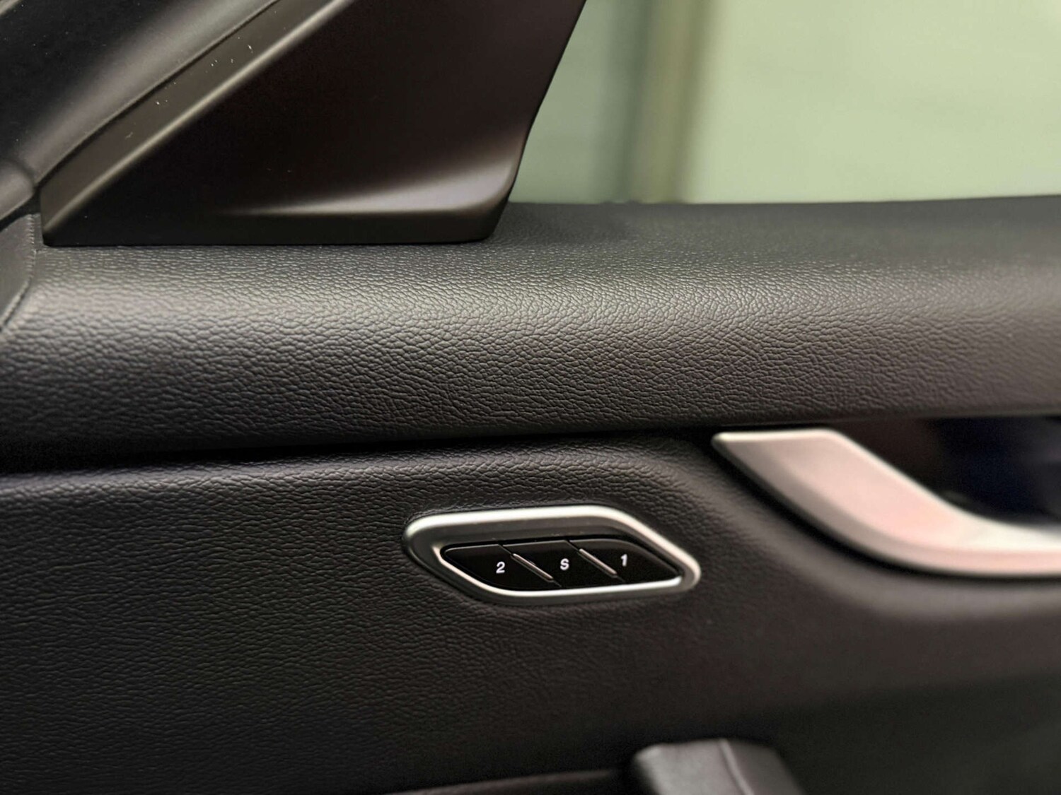 Used Maserati Levante 2018 for sale - 77523401: Photo 27