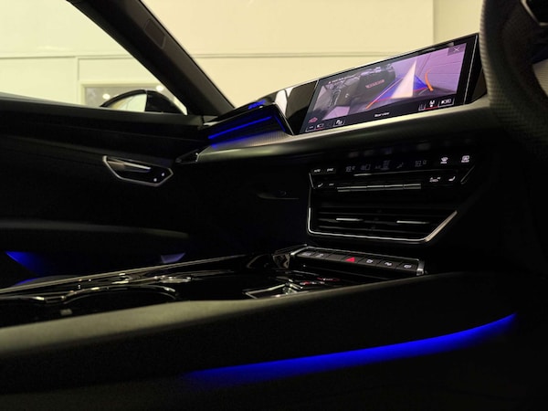 Used Audi e-tron GT 2022 for sale - 76253826: Photo 21