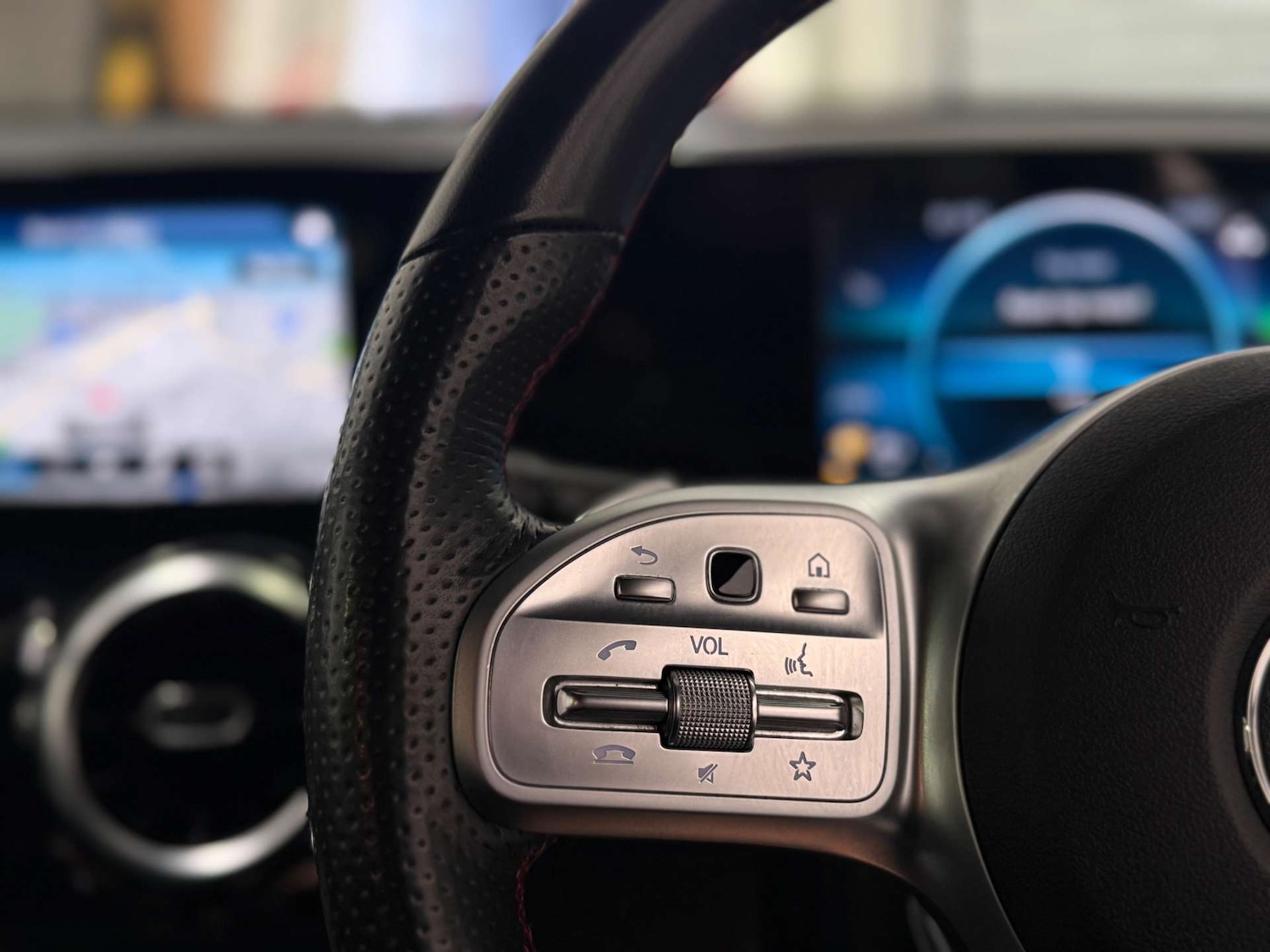 Used Mercedes-Benz GLB 2021 for sale - 78182103: Photo 18