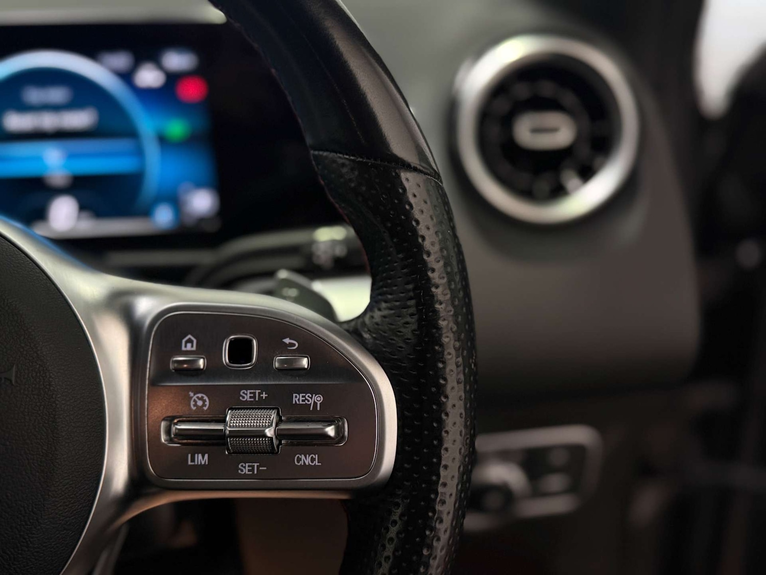 Used Mercedes-Benz GLB 2021 for sale - 78182103: Photo 19