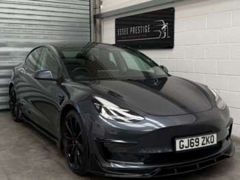 2019 - ModeL 3 Performance AWD 4WD 4dr