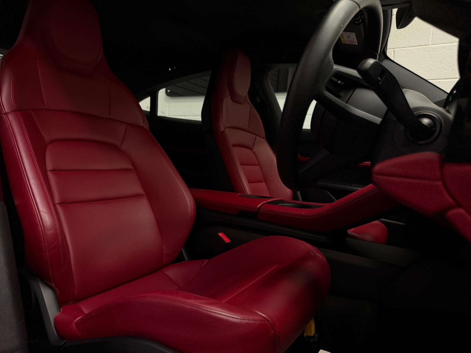 Used Porsche Taycan 2021 for sale - 76277822: Photo 17