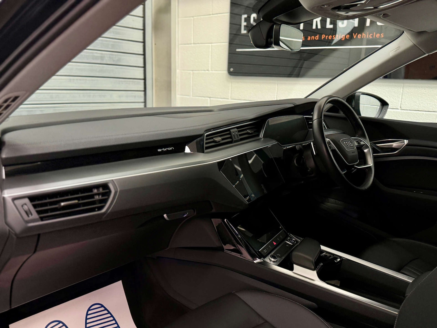 Used Audi Q8 e-tron 2023 for sale - 78088762: Photo 17