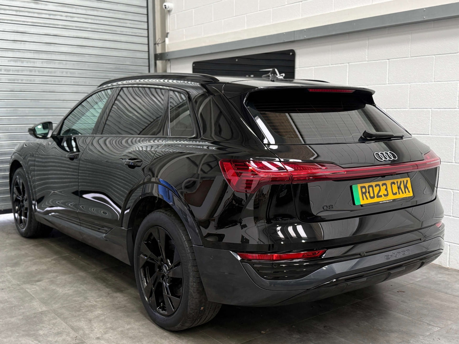 Used Audi Q8 e-tron 2023 for sale - 78088762: Photo 6