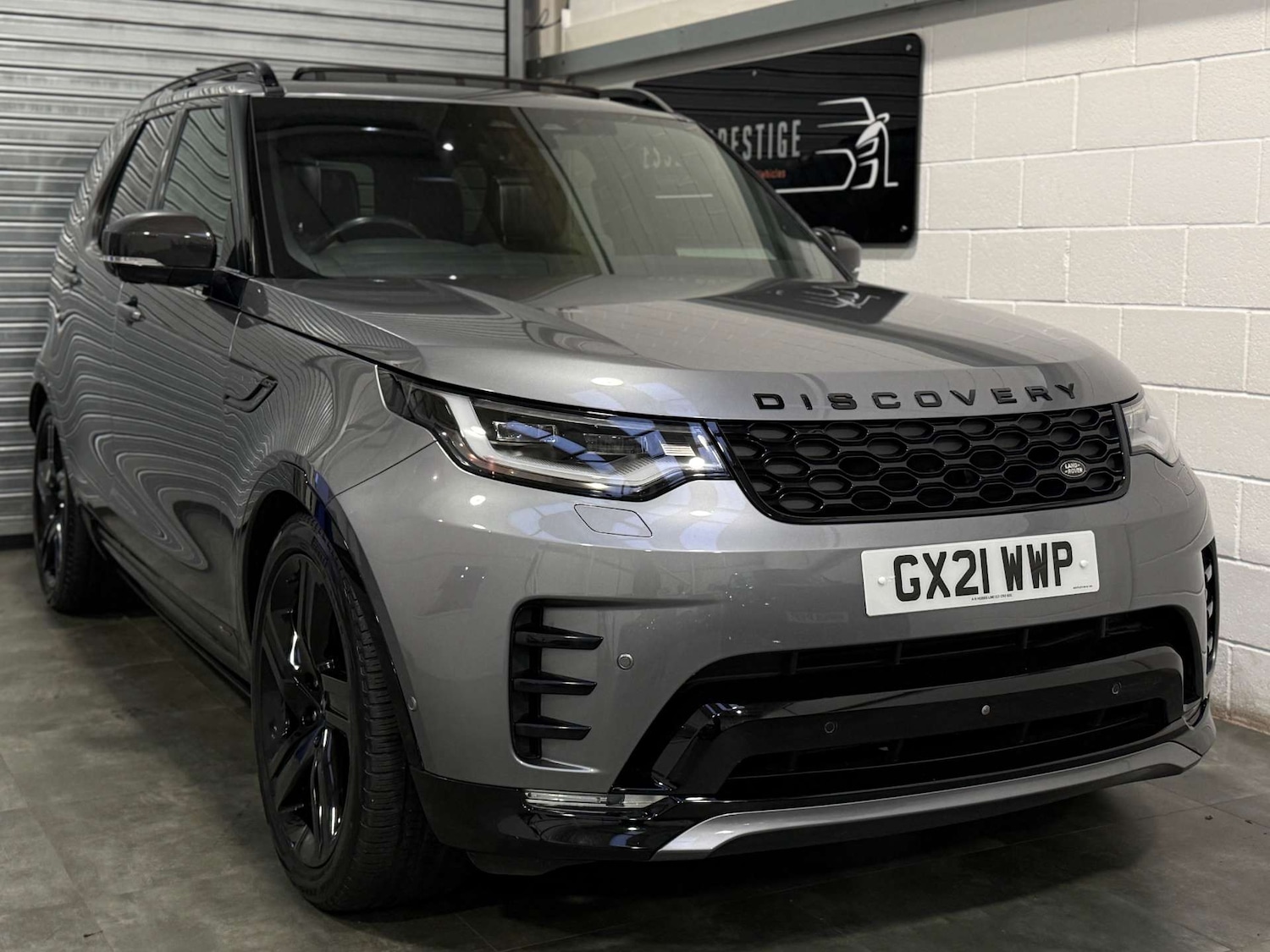 Used Land Rover Discovery 2021 for sale - 76369453: Photo 1
