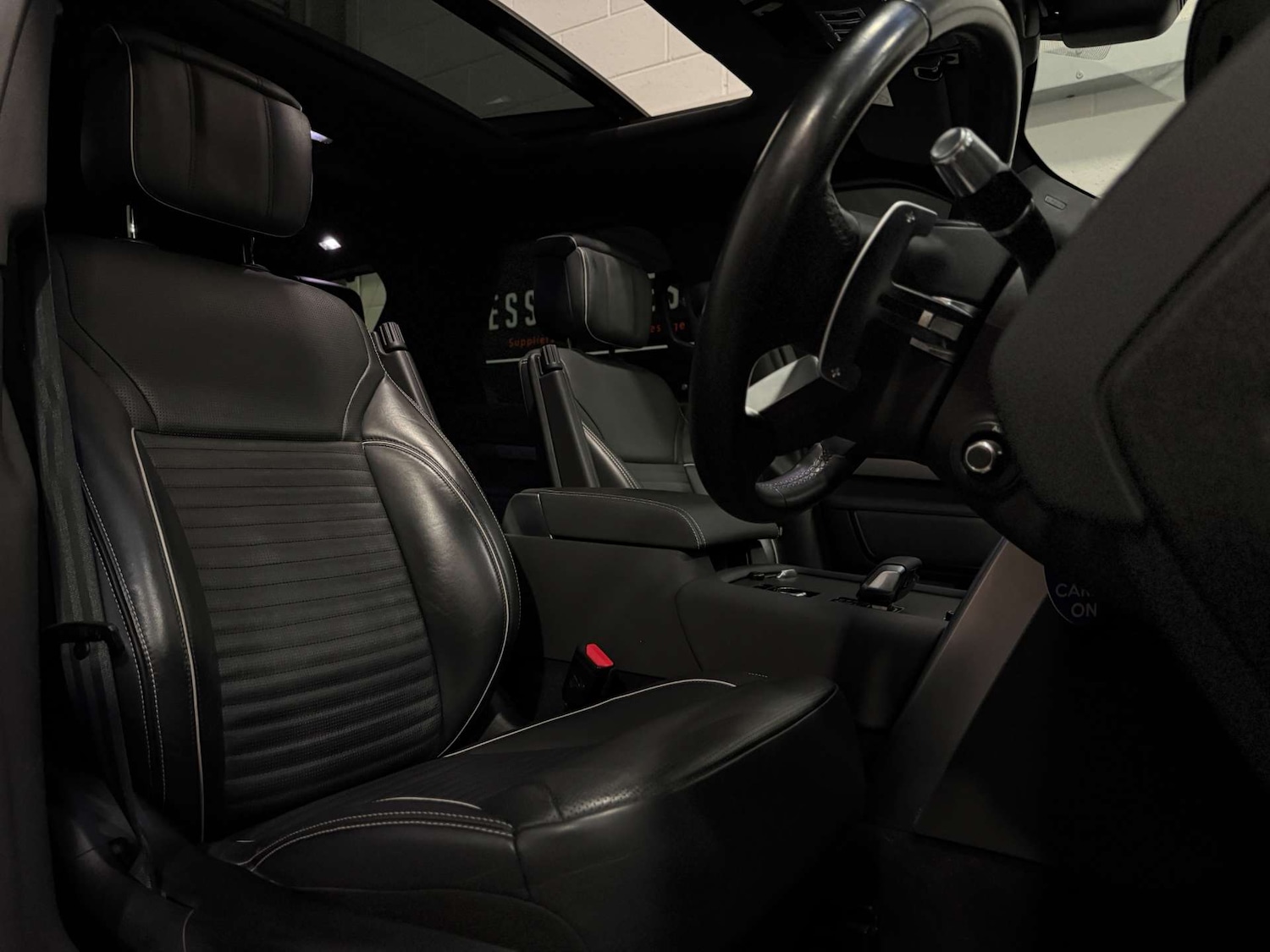Used Land Rover Discovery 2021 for sale - 76369453: Photo 15