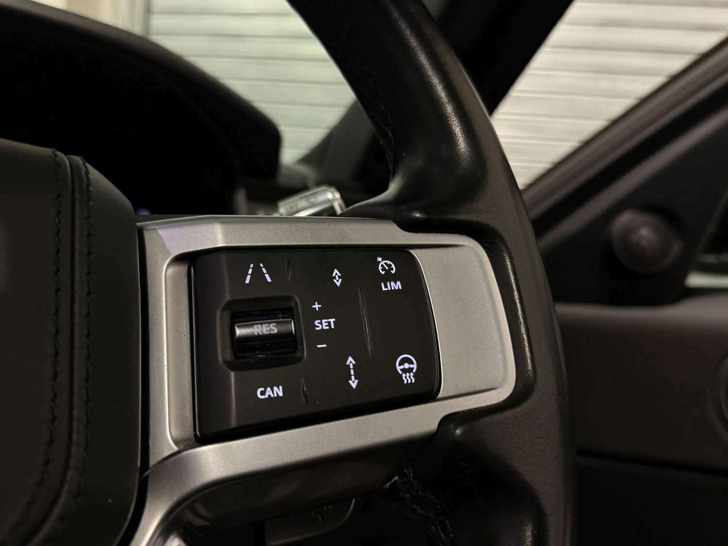 Used Land Rover Discovery 2021 for sale - 76369453: Photo 20