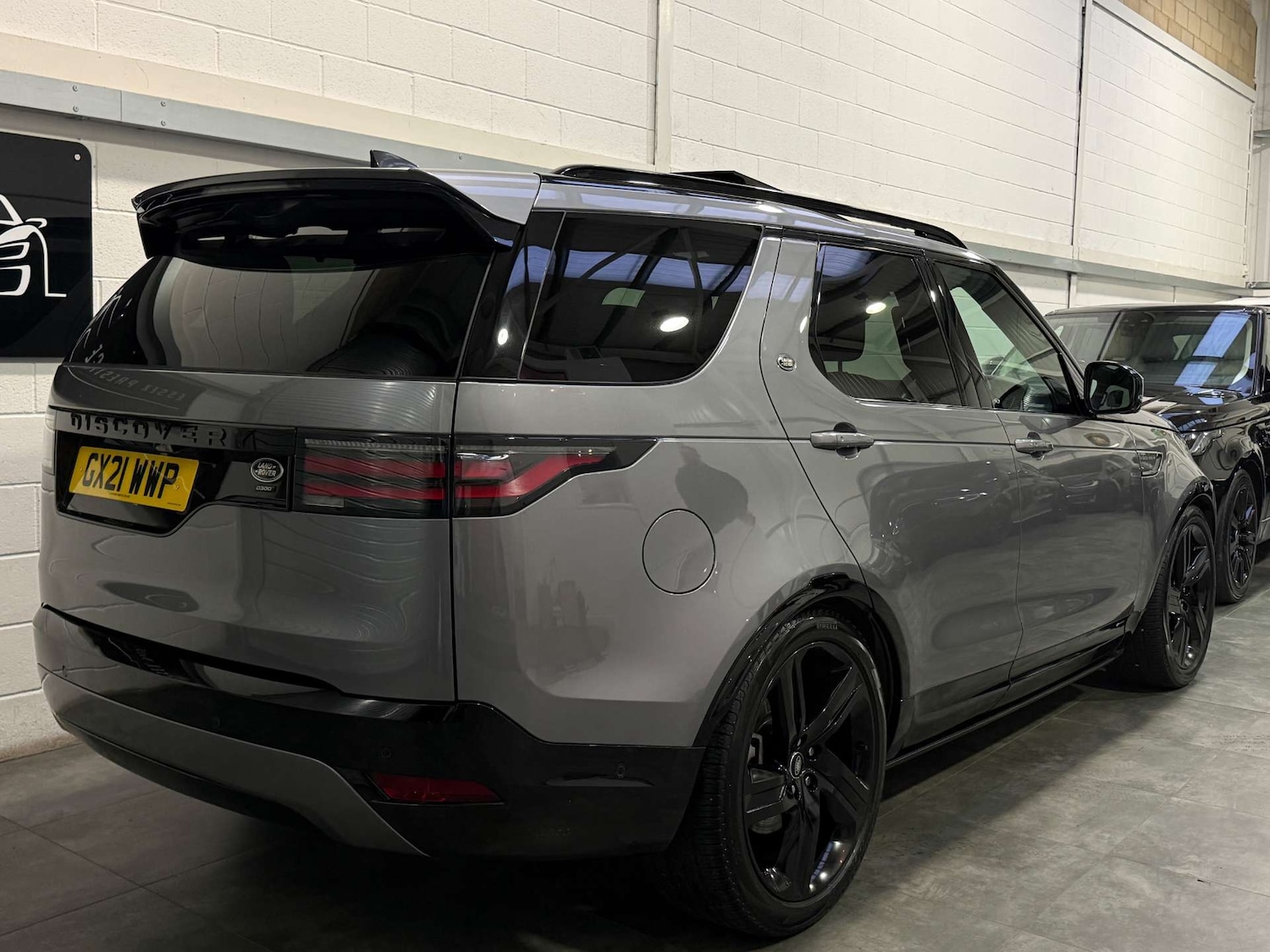 Used Land Rover Discovery 2021 for sale - 76369453: Photo 6