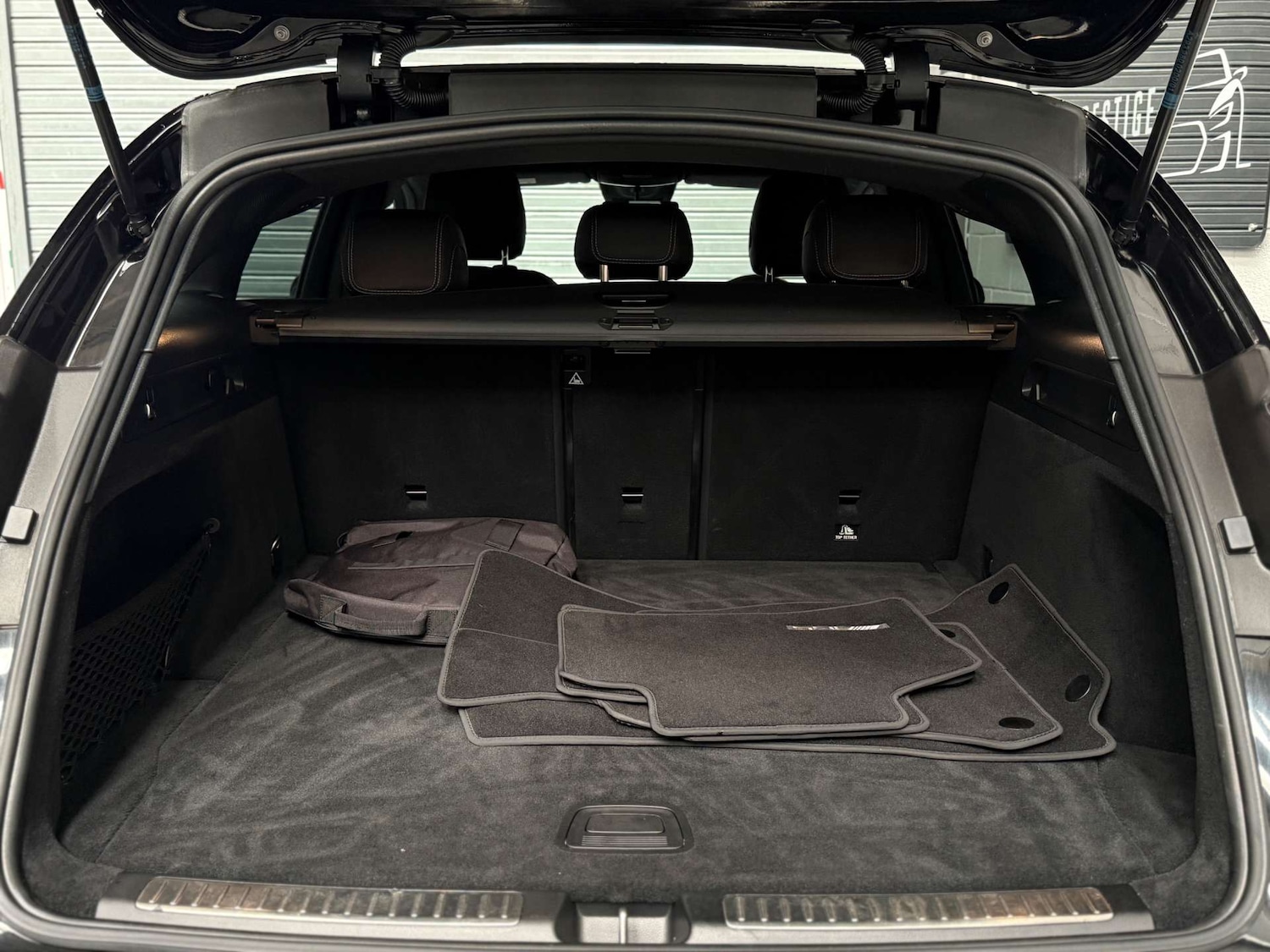 Used Mercedes-Benz EQC 2023 for sale - 78167940: Photo 27