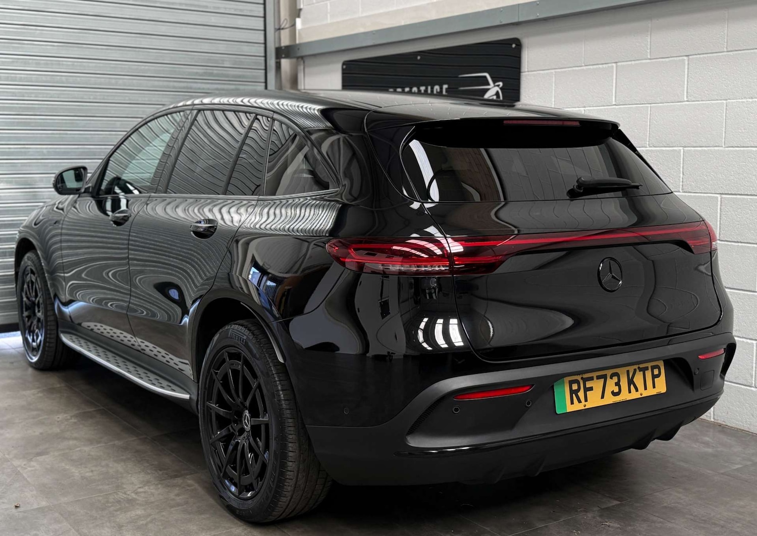 Used Mercedes-Benz EQC 2023 for sale - 78167940: Photo 8