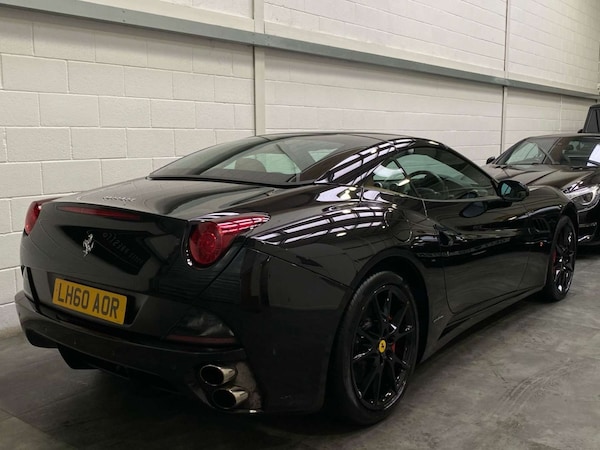 Used Ferrari California 2010 for sale - 76277760: Photo 11