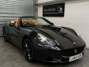 Used Ferrari California 2010 for sale - 76277760: Photo