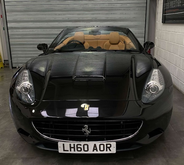 Used Ferrari California 2010 for sale - 76277760: Photo 2