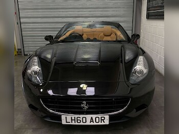 Used Ferrari California 2010 for sale - 76277760: Photo