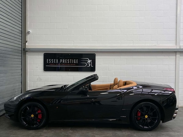 Used Ferrari California 2010 for sale - 76277760: Photo 6