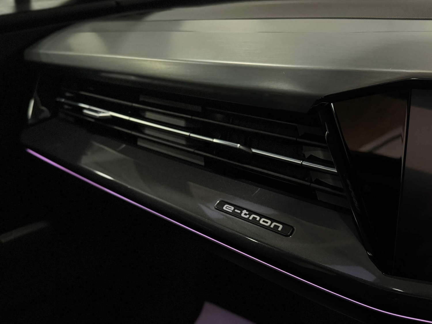 Used Audi Q4 e-tron 2021 for sale - 76581926: Photo 23