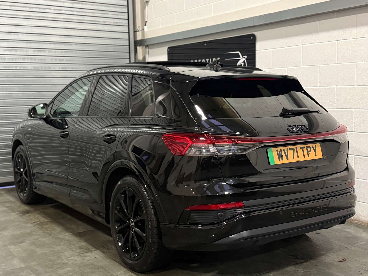 Used Audi Q4 e-tron 2021 for sale - 76581926: Photo 8