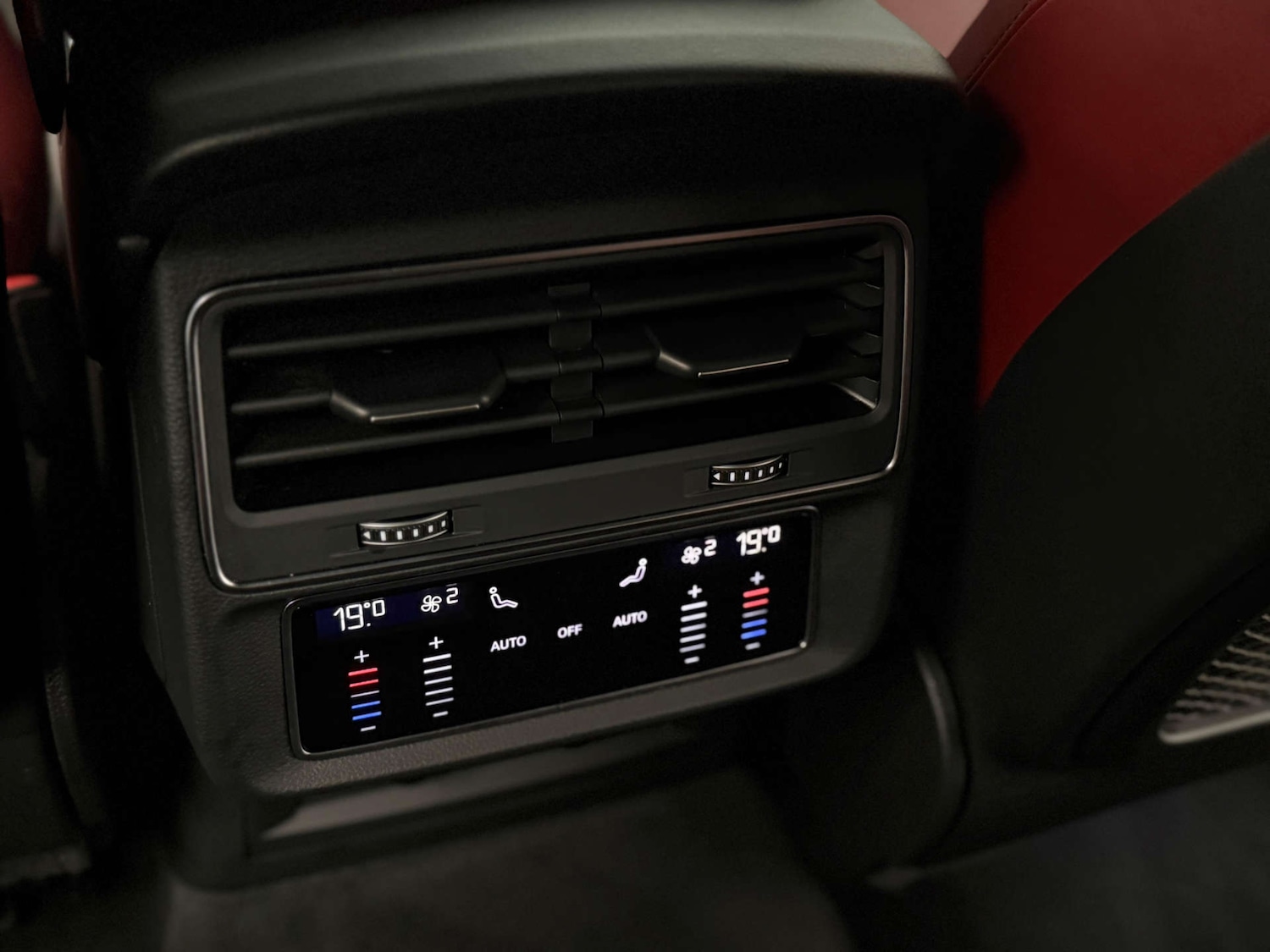 Used Audi Q8 2022 for sale - 78000732: Photo 33