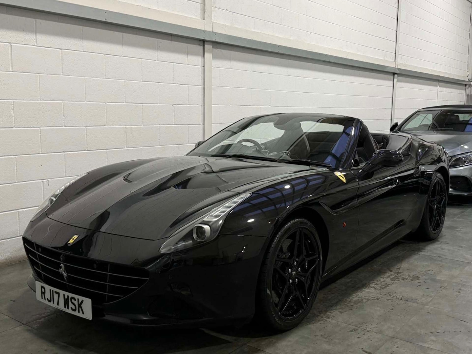 Used Ferrari California 2017 for sale - 76966982: Photo 3