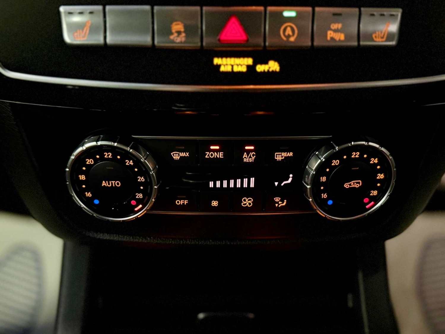 Used Mercedes-Benz GLE 2018 for sale - 77211778: Photo 24