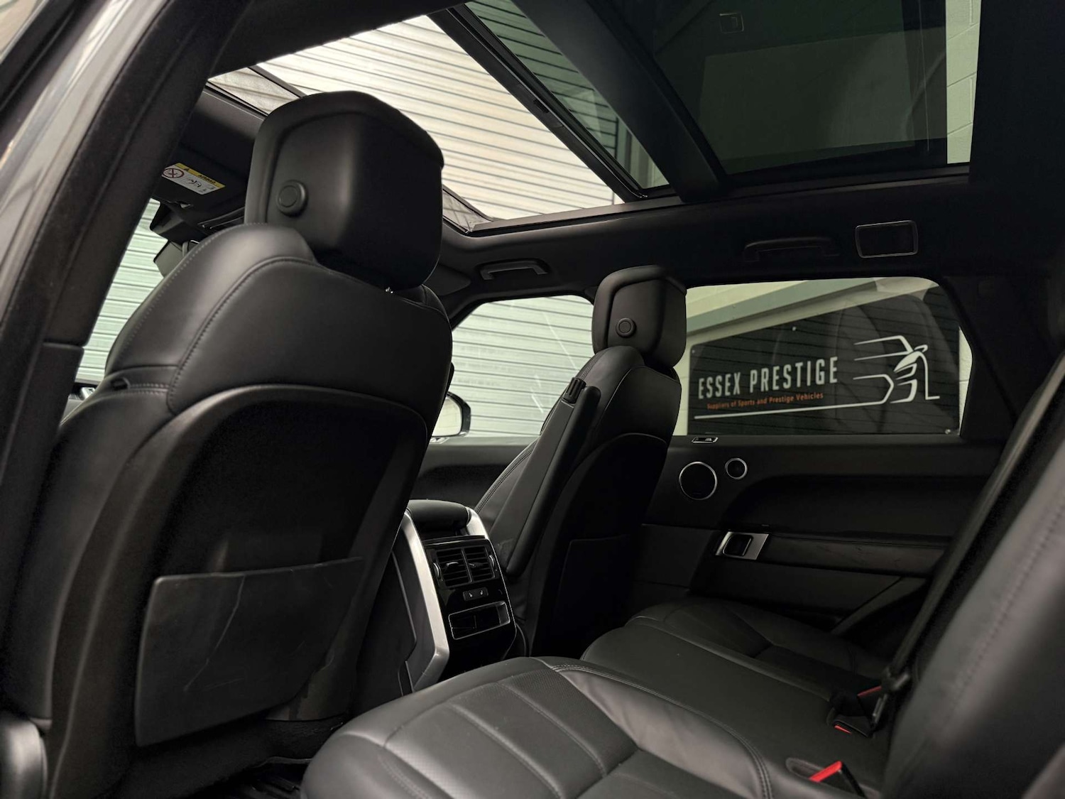 Used Land Rover Range Rover Sport 2018 for sale - 76393376: Photo 18