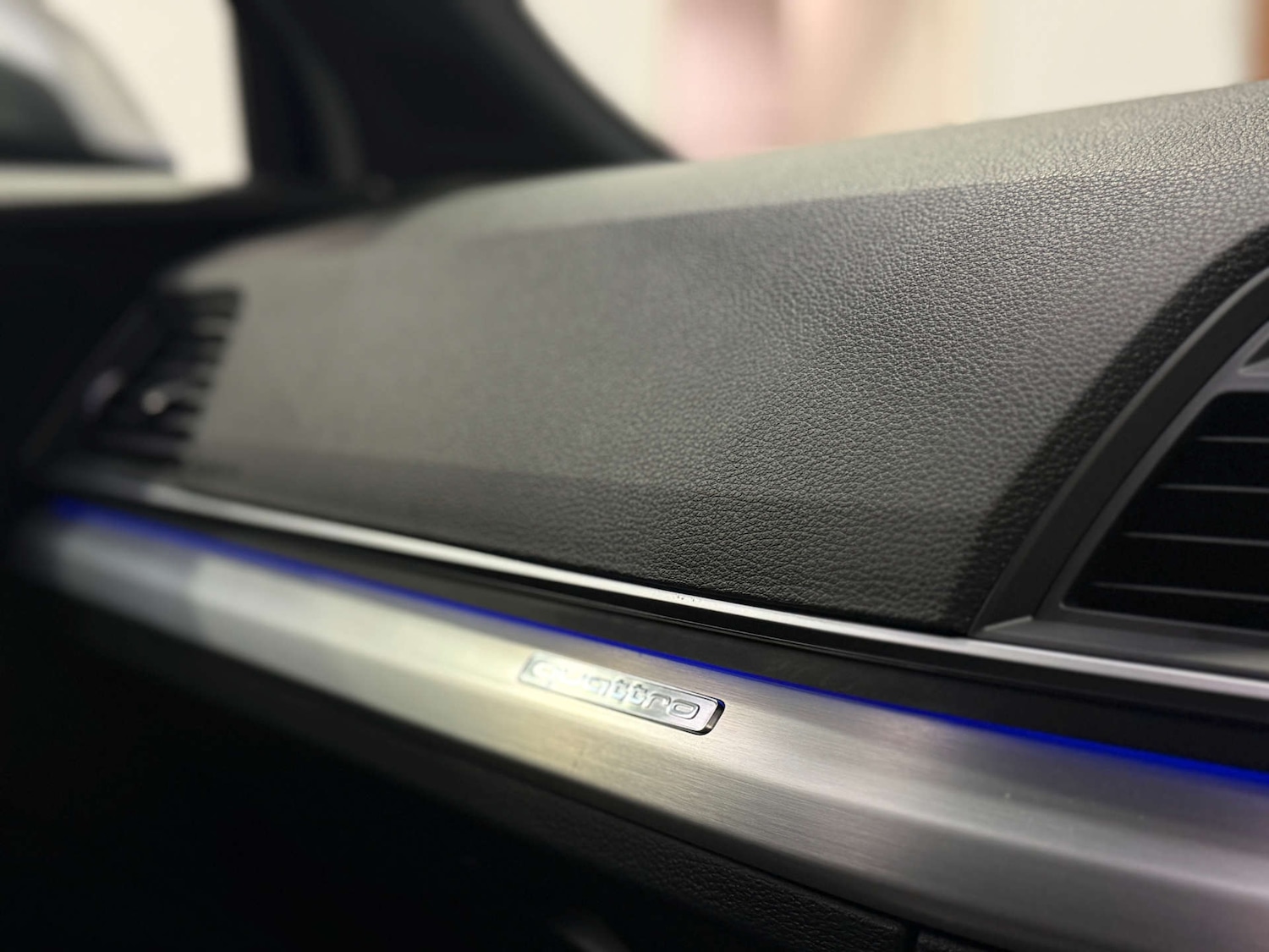 Used Audi Q5 2018 for sale - 77609436: Photo 31