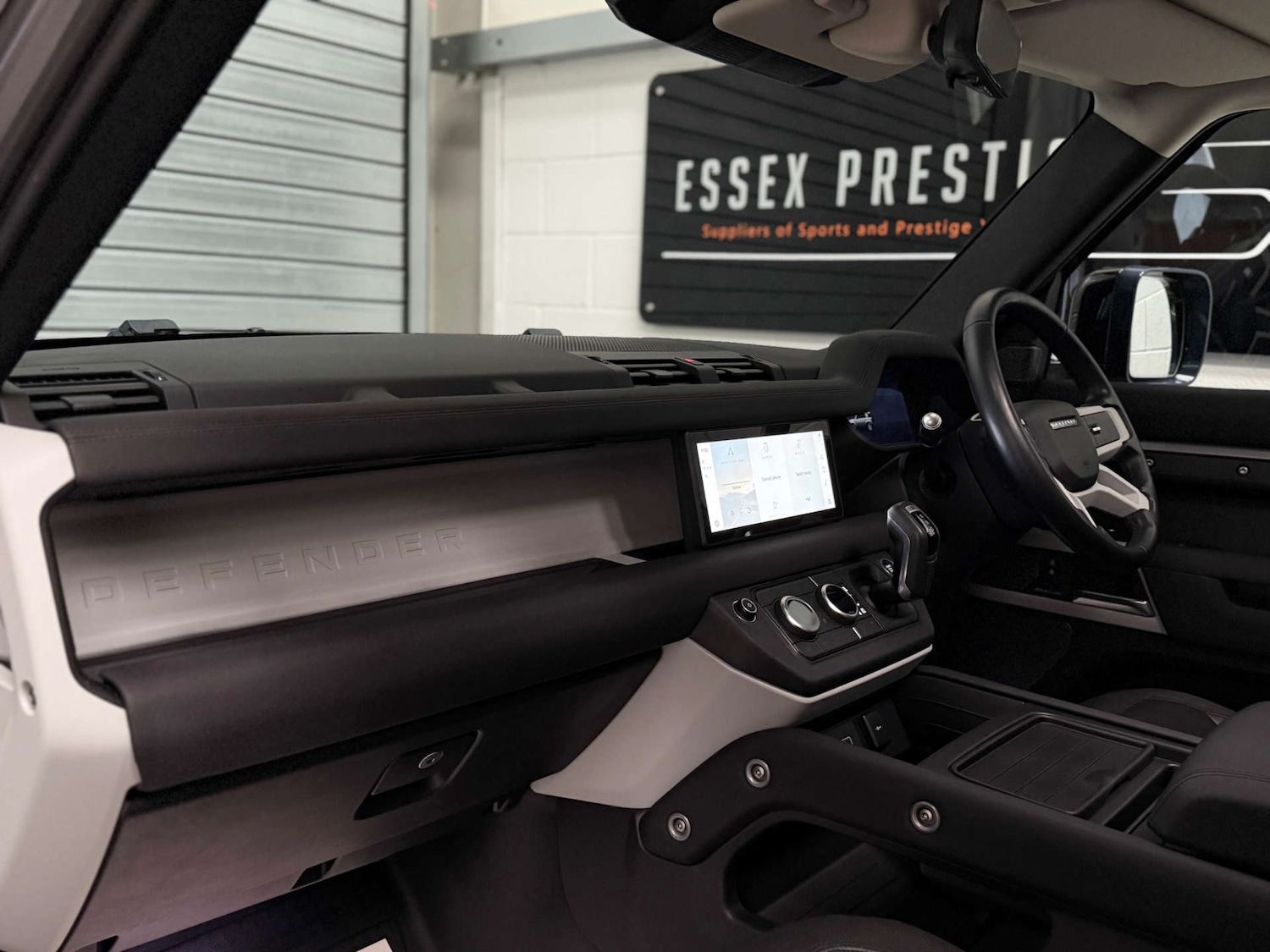 Used Land Rover Defender 2020 for sale - 76374451: Photo 16