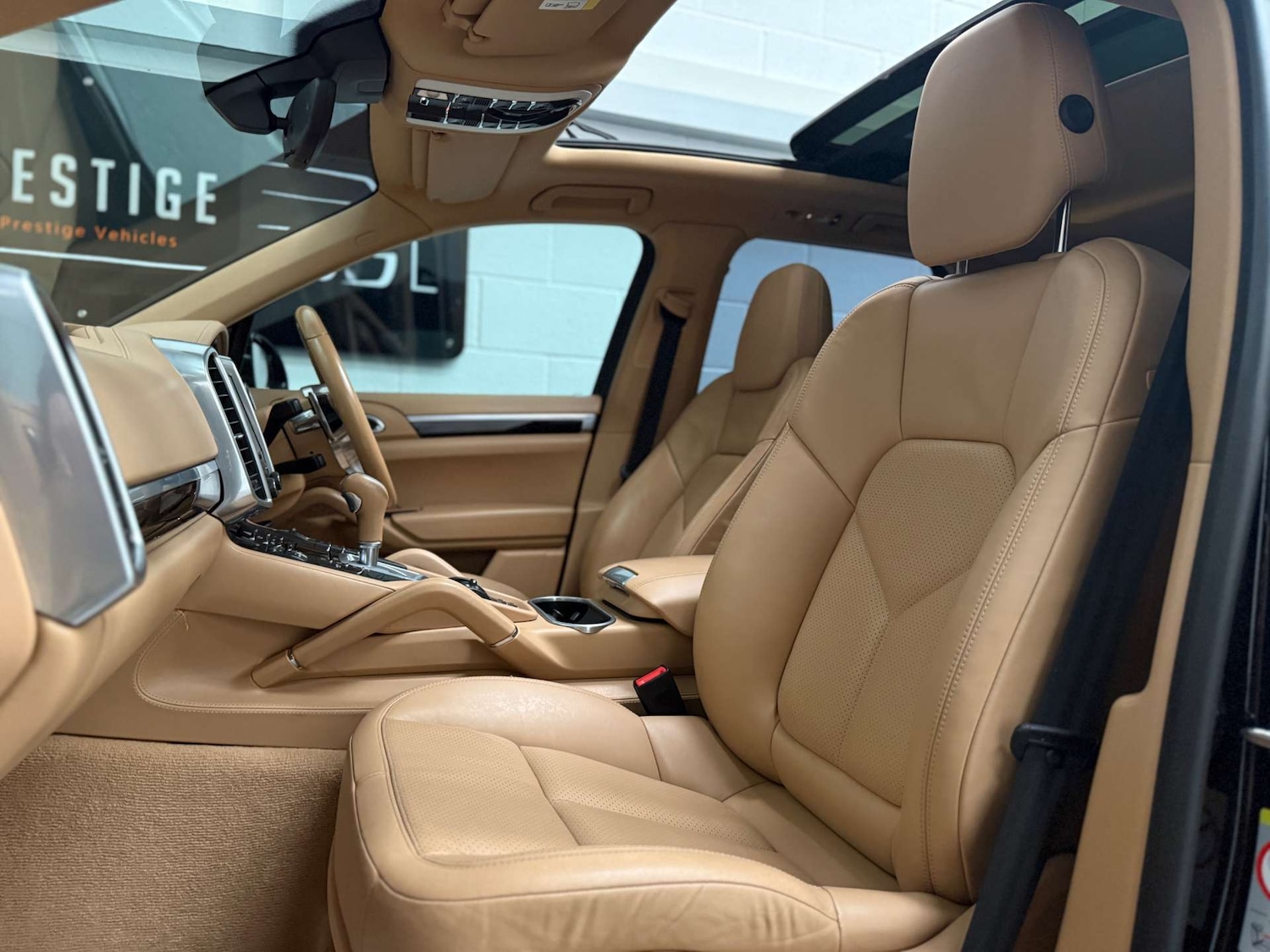 Used Porsche Cayenne 2018 for sale - 77643247: Photo 16