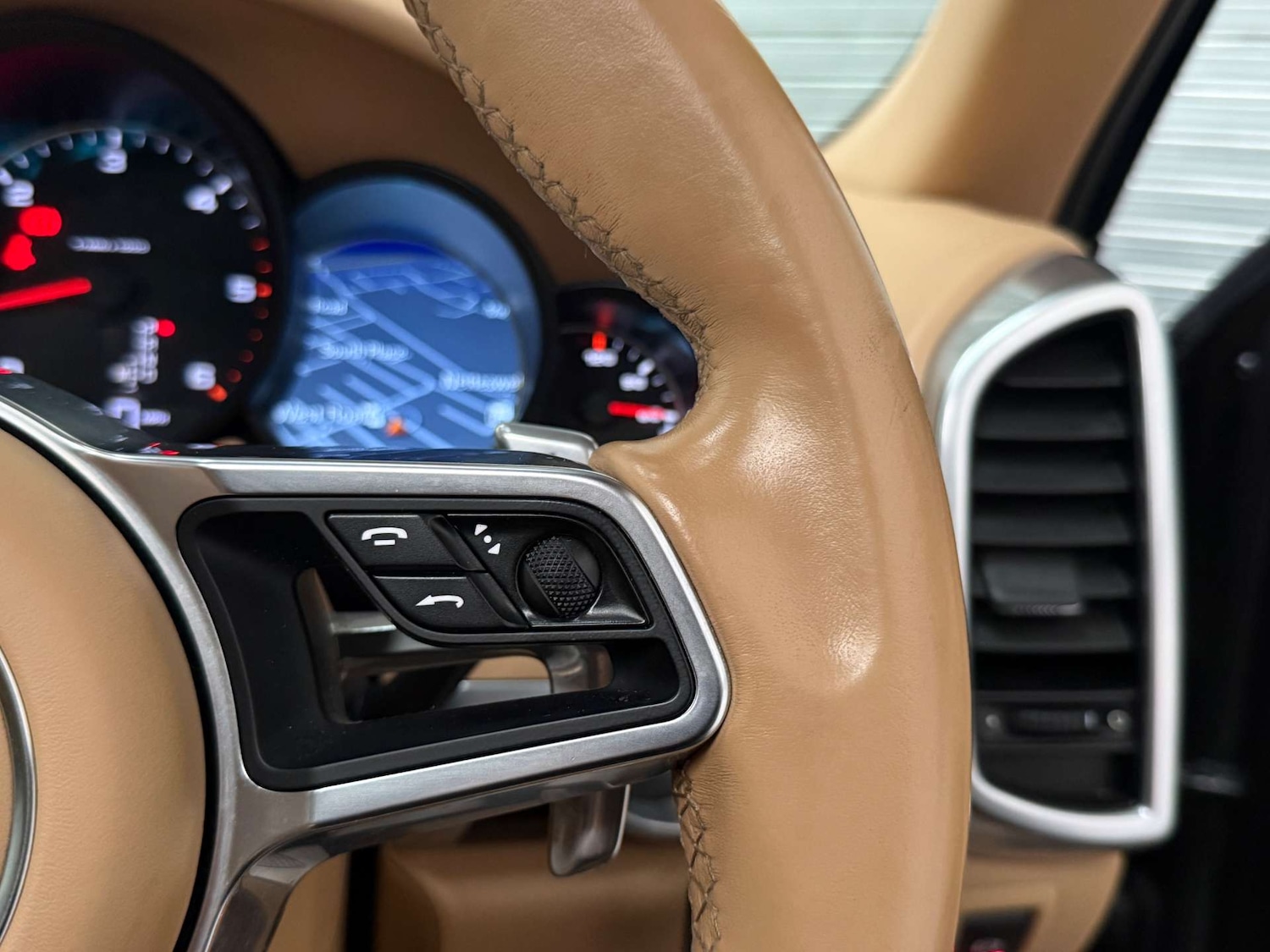 Used Porsche Cayenne 2018 for sale - 77643247: Photo 19