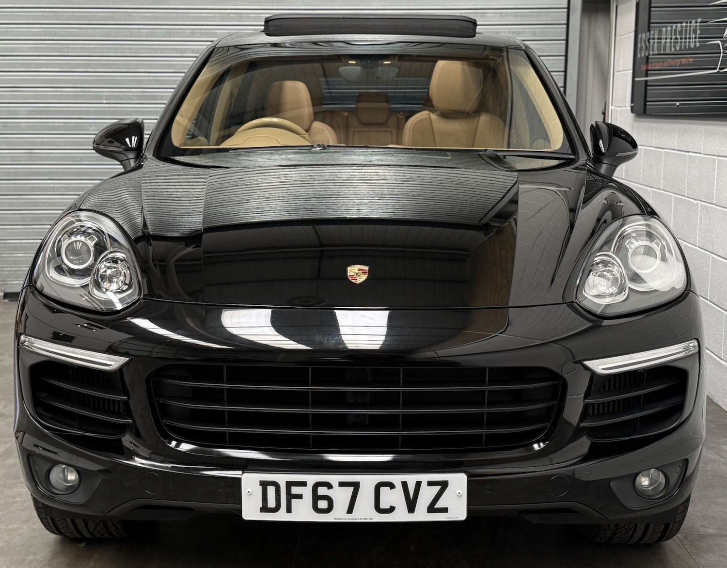 Used Porsche Cayenne 2018 for sale - 77643247: Photo 2