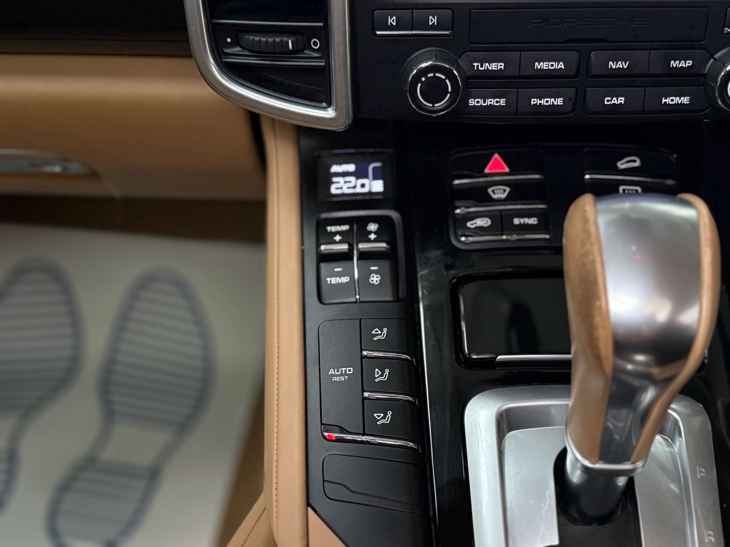 Used Porsche Cayenne 2018 for sale - 77643247: Photo 22