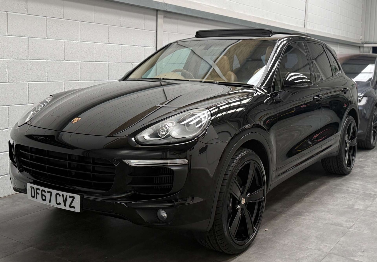 Used Porsche Cayenne 2018 for sale - 77643247: Photo 3