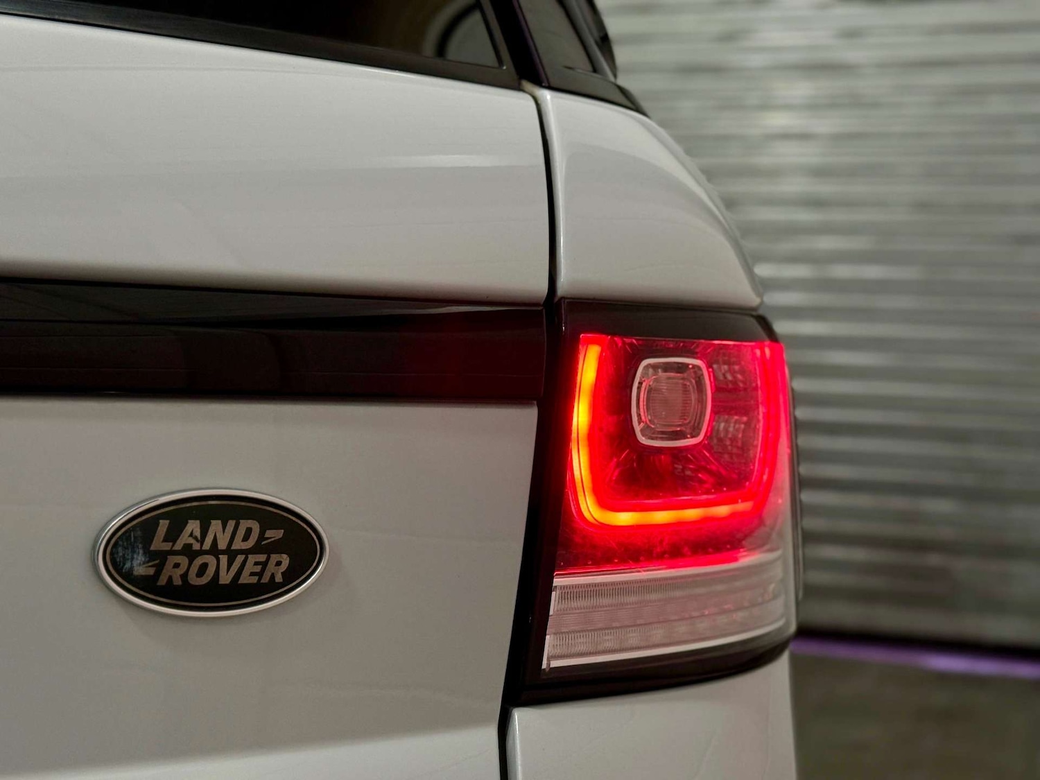 Used Land Rover Range Rover Sport 2017 for sale - 76495822: Photo 10