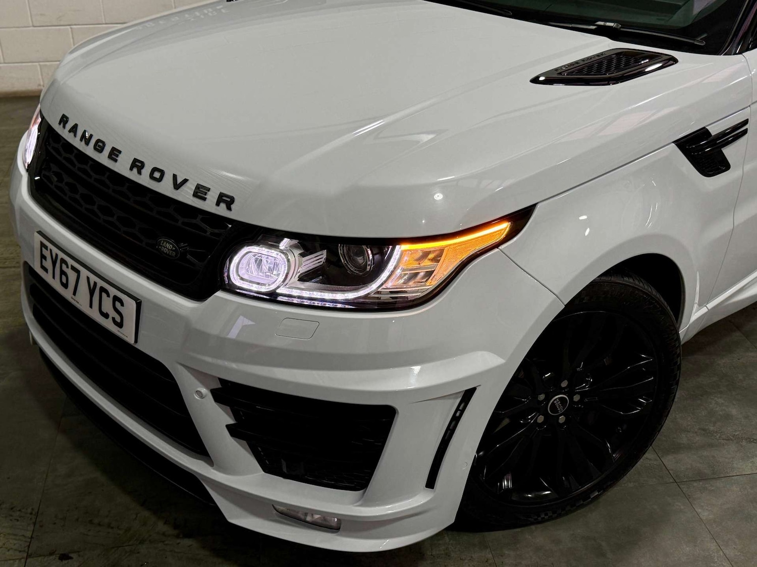 Used Land Rover Range Rover Sport 2017 for sale - 76495822: Photo 11