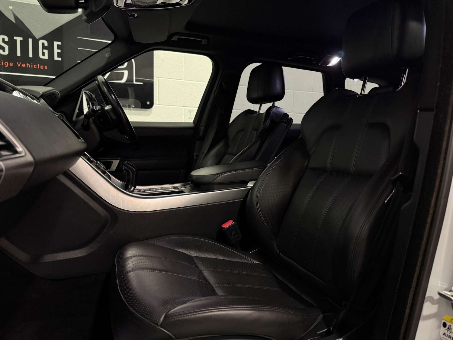 Used Land Rover Range Rover Sport 2017 for sale - 76495822: Photo 18