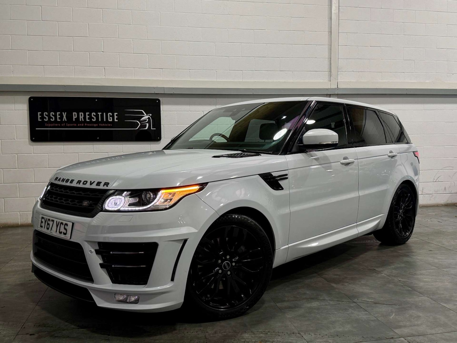 Used Land Rover Range Rover Sport 2017 for sale - 76495822: Photo 9