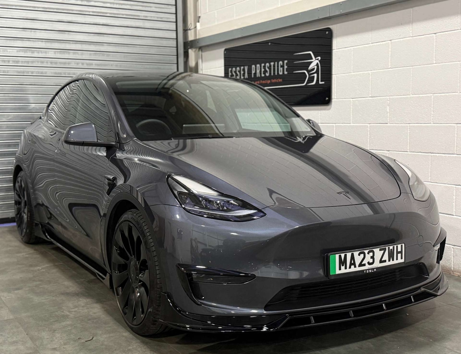 Used Tesla Model Y 2023 for sale - 76628216: Photo 1