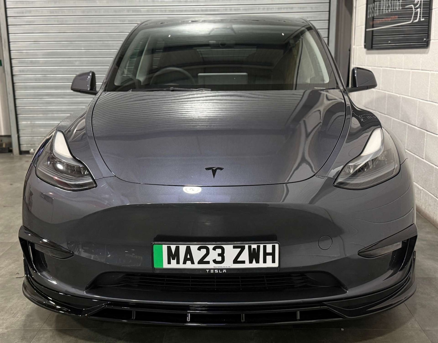 Used Tesla Model Y 2023 for sale - 76628216: Photo 2